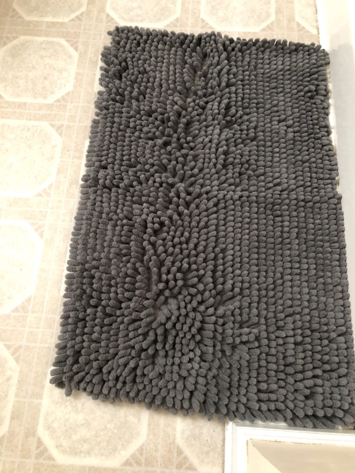 Luxury Bathroom Rugs