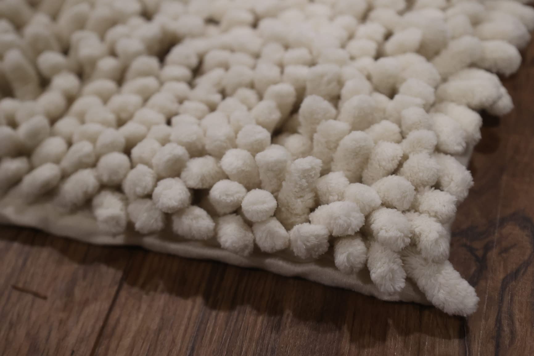 Luxury Bathroom Rugs